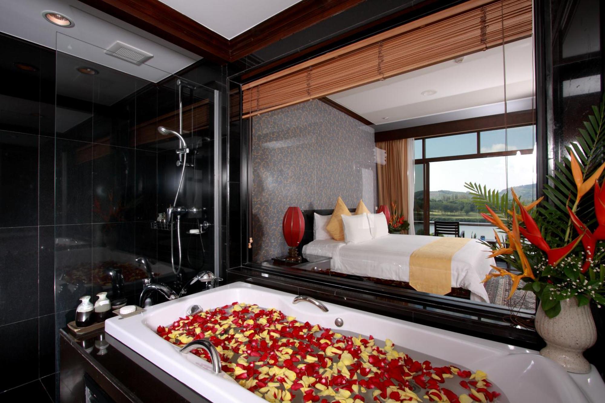 Blue Canyon Country Club Mai Khao Exterior photo